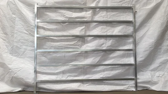 Heavy-Duty Hot-Dipped Galvanized Cattle Yard Panel Livestock Fence Metal Security Fence for Farm  Direct Factory Supply