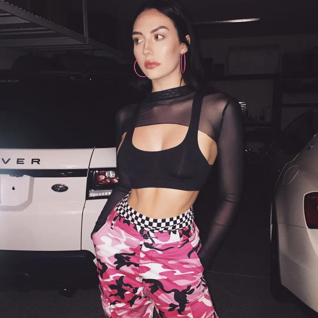 Women T-Shirt Sexy Hip Hop Gothic Lady Micro Short Metal Chain Lace See-through Mesh Long Sleeve Turtleneck Hot Tops