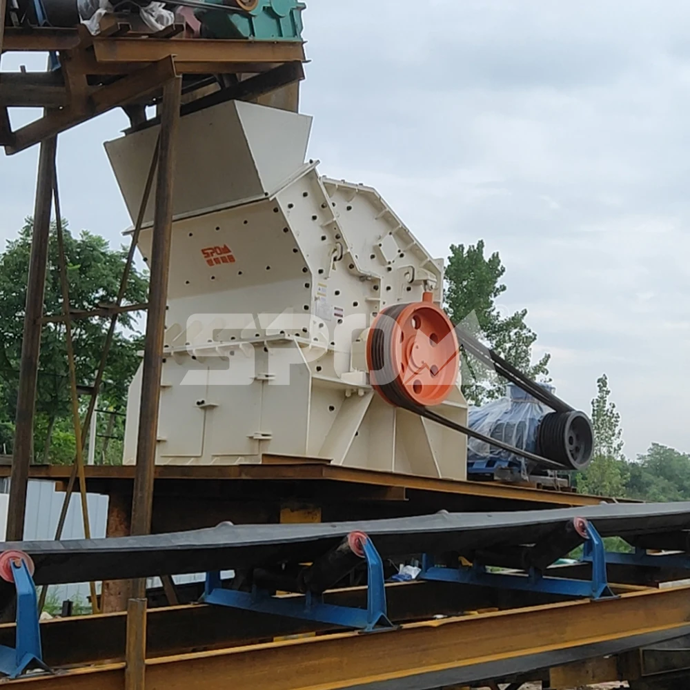 Portable mobile mini sand making machine stone mining quarry rock crushing hammer crusher