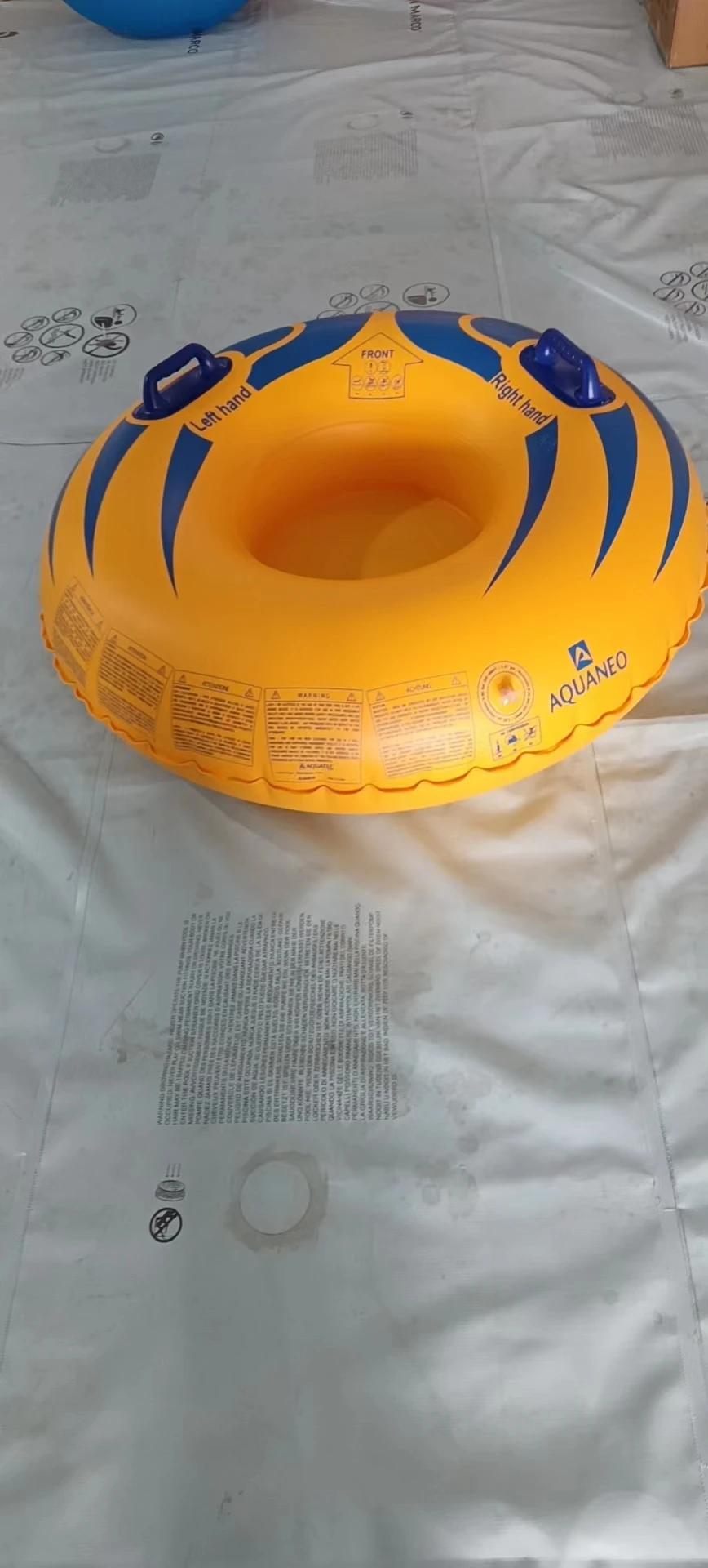 Nice Quality Modern Design 36' Inflatable Waterpark Tube Outdoor Water Single River Tubes With Handles