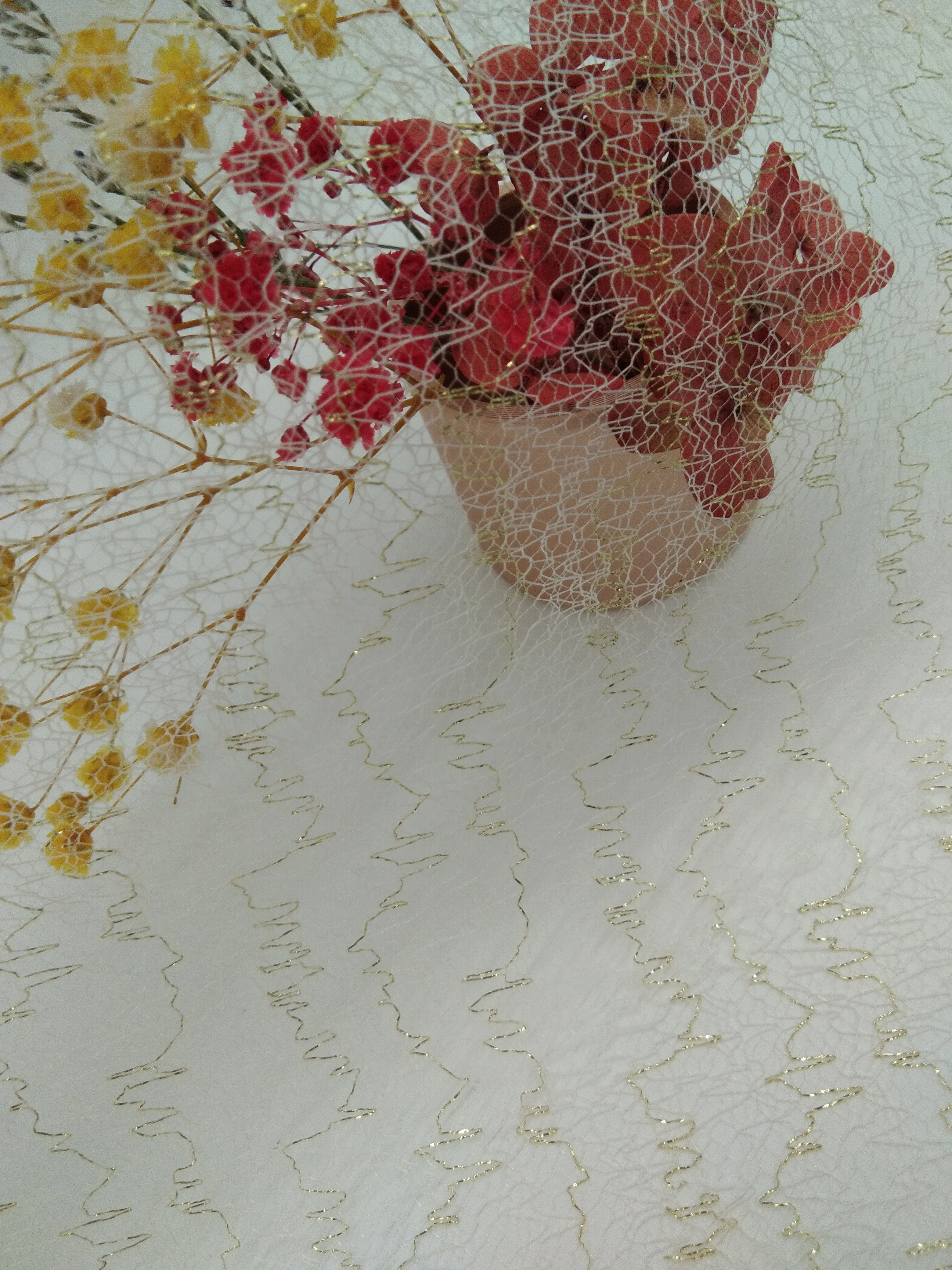 
Shiny Gold Thread Embroidery Tulle Polyester Nylon Spandex Fabric for Dress Mosquito Net 