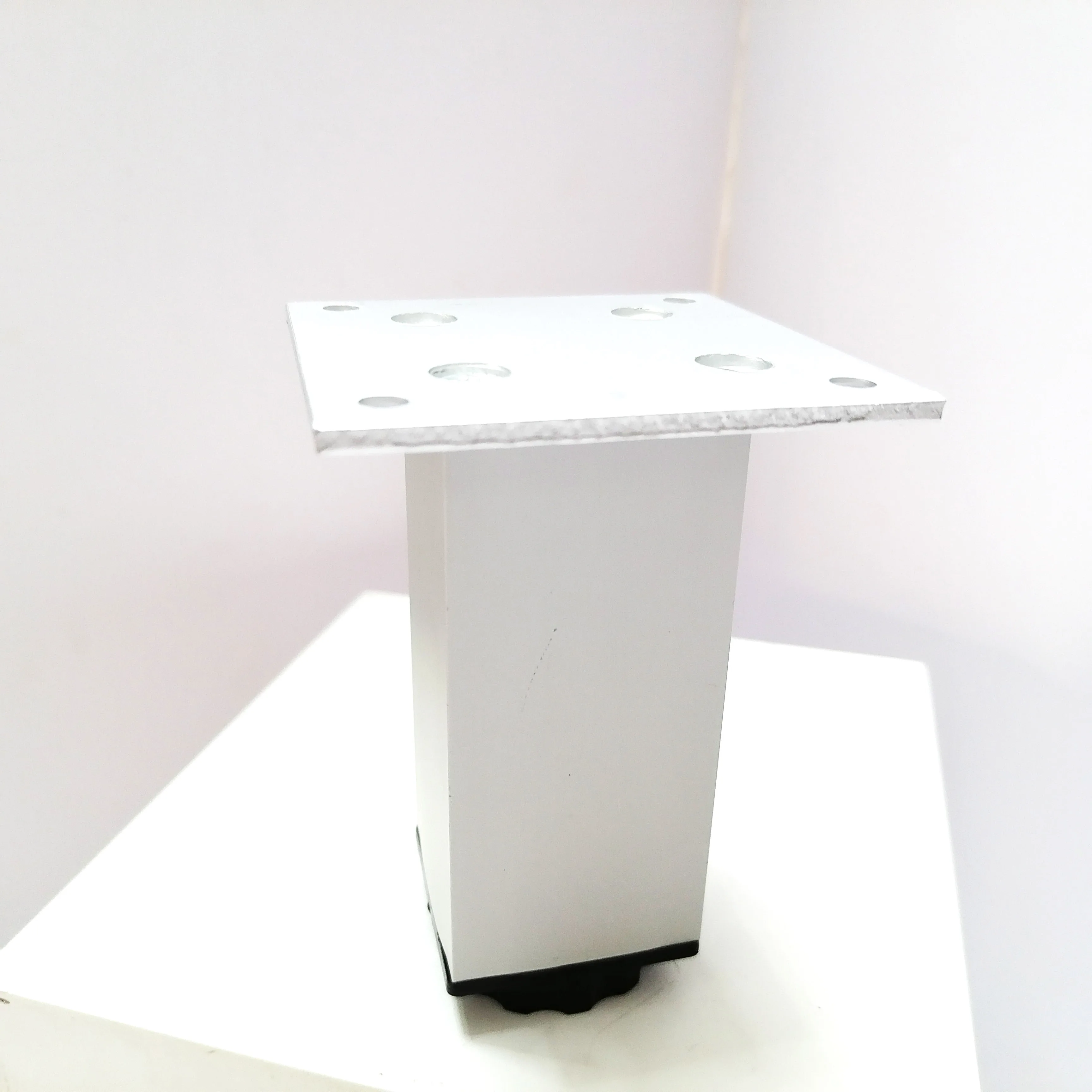 Square Shape Bright Color Sofa Legs Hardware Luxury Furniture Chrome Hairpin Metal Aluminum Cabinet Legs