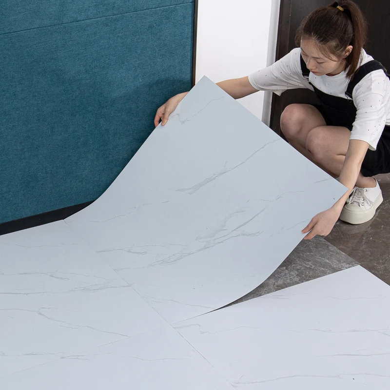 DIY Vinyl Flooring Minimalist Modern Style White Marble Peel and Stick Floor Tiles Environmentally Friendly PVC Flooring Glue