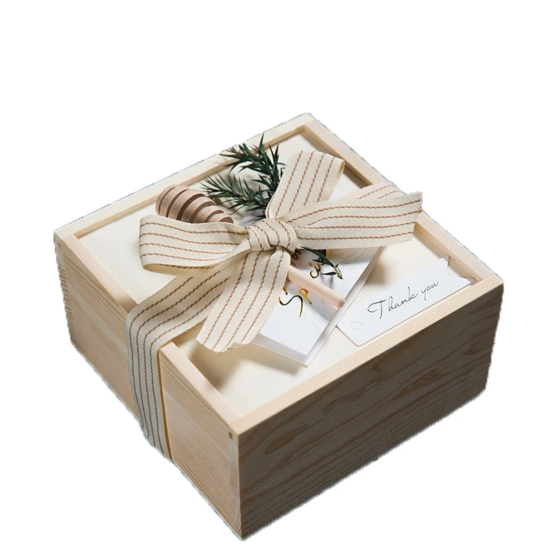 INS Style Perfume Birthday Gift Packaging Wooden Box Natural Wood Color Wedding candy box customized