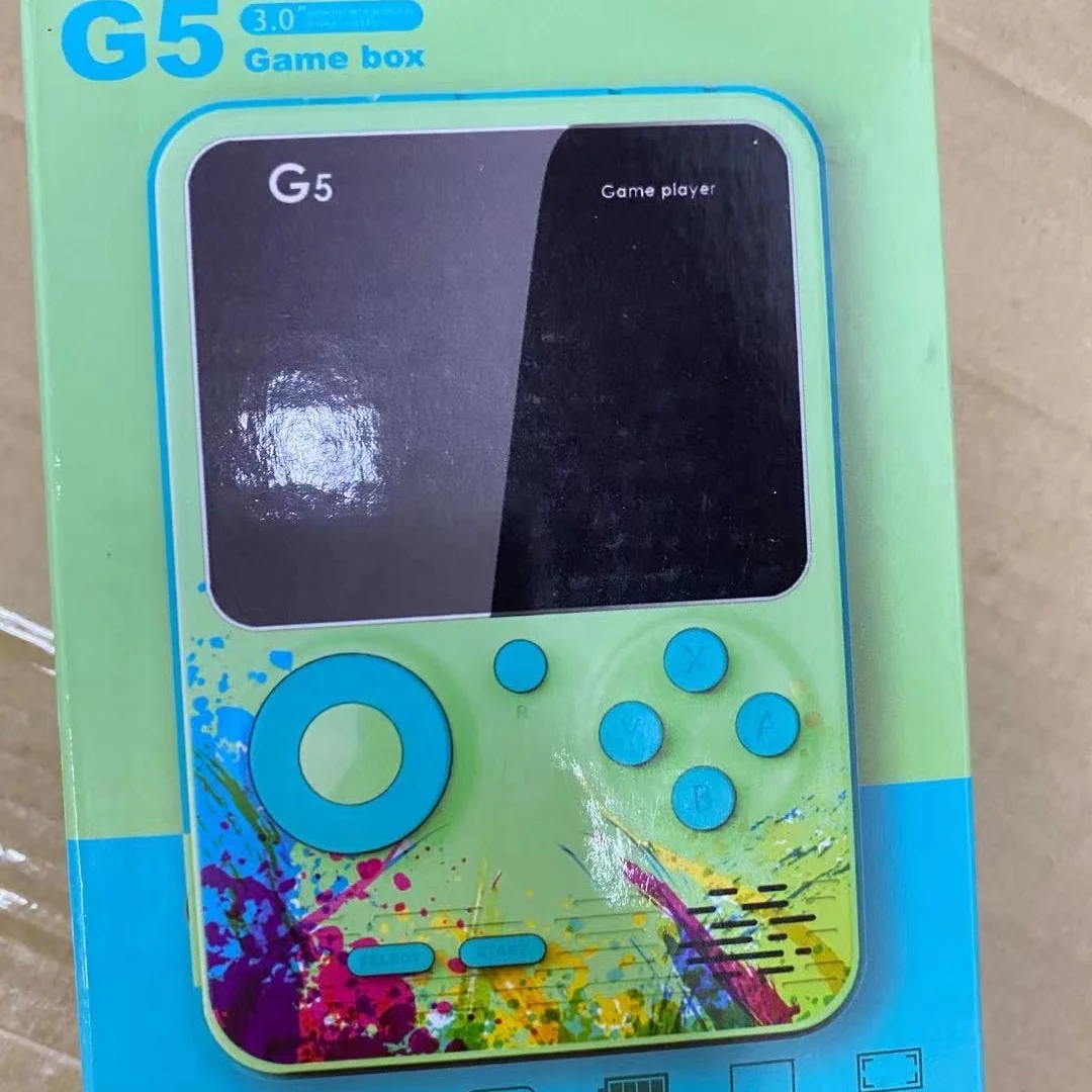 Оптовая продажа НОВЕЙШАЯ портативная игровая станция G5 в стиле ретро низкая цена детский мини-игровой плеер с 500