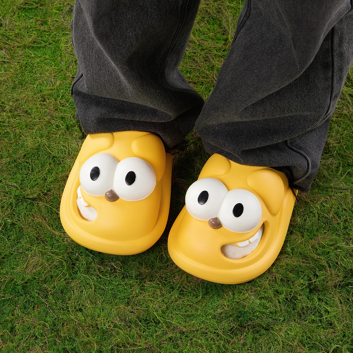 Cheerful Mario Children slippers for Girls summer kids indoor bath mute boys stepping on shit sense non-slip baby slippers cute