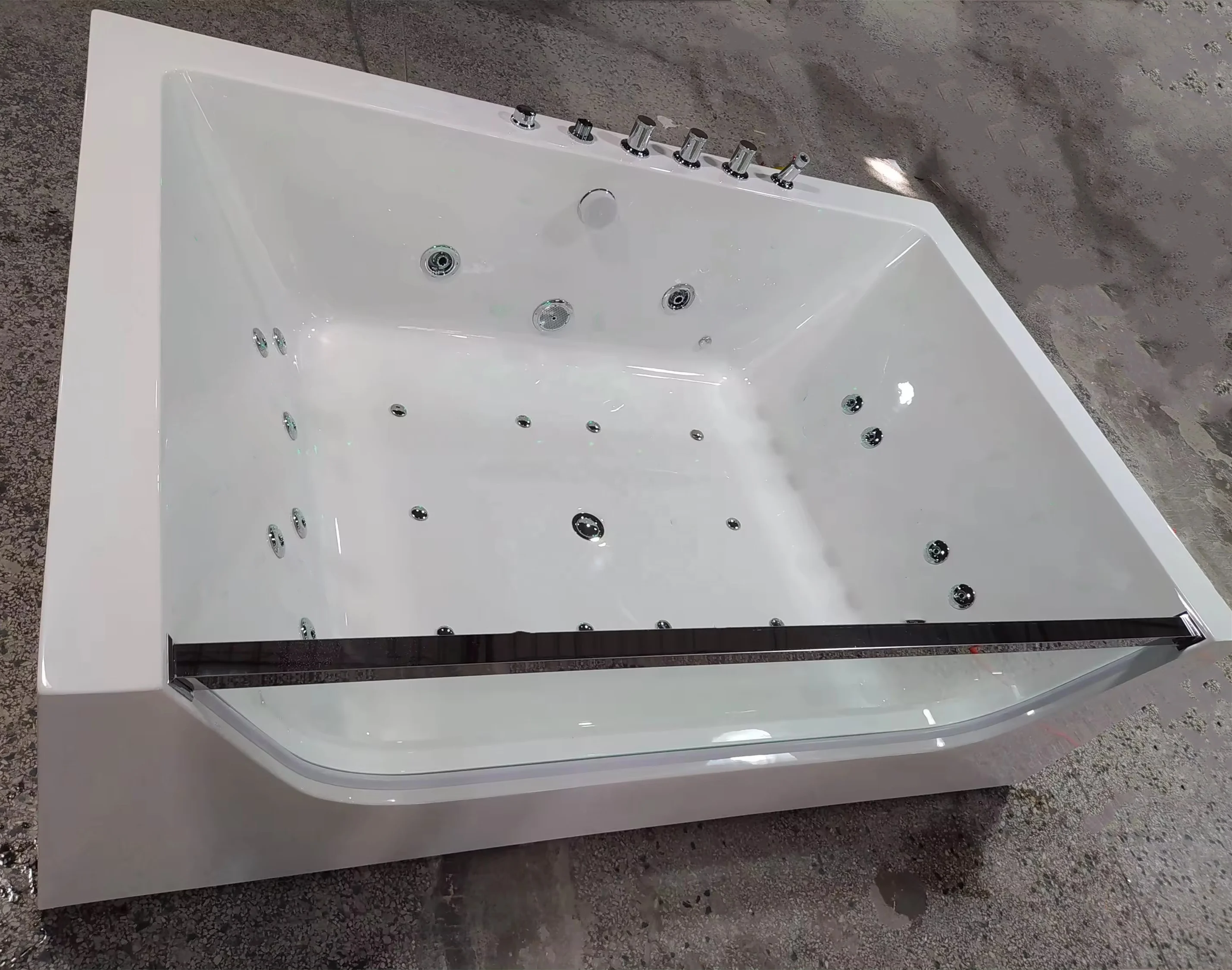 Freestanding Acrylic Whirlpool Massage Bathtub Double Person Used Cheap Massage Bath Tub