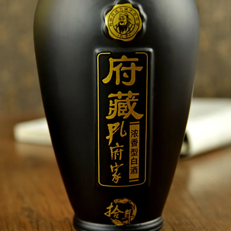 
500Ml Ceramic Liquor Bottle Ceramic Tequila Black Wine Bottle 