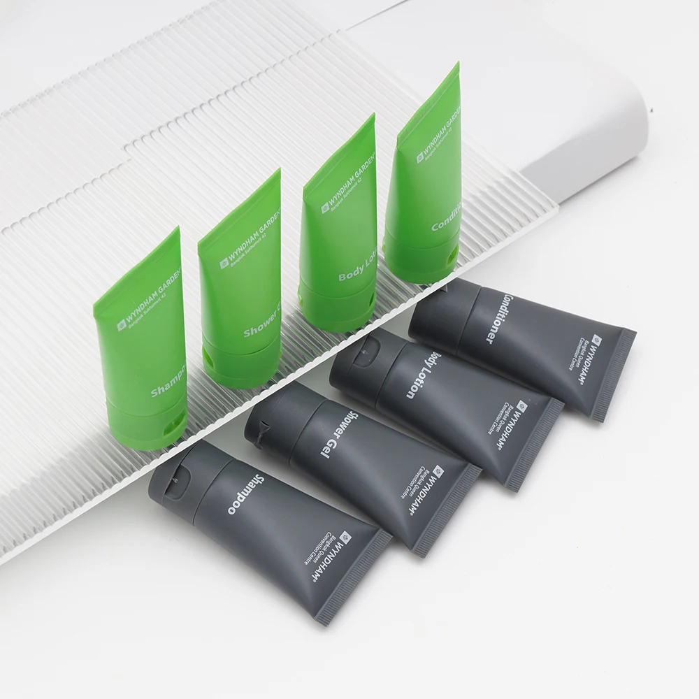 Wholesale Customized Hotel Shampoo Set Bathroom Mini 20ML 30ML Disposable Body Lotion Toiletry Kit