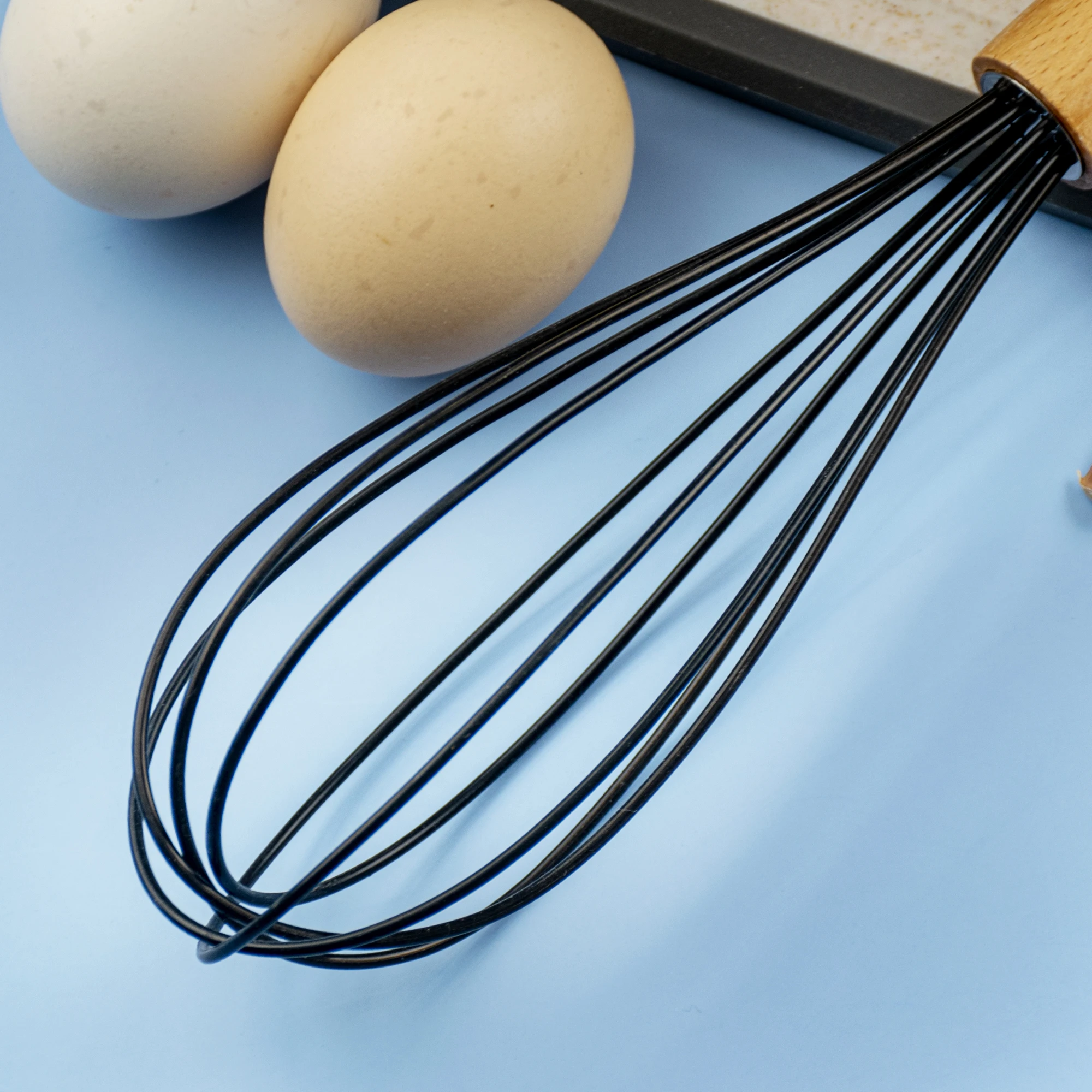 Wholesale premium quality durable kitchen tools stainless steel egg beater with wooden handle