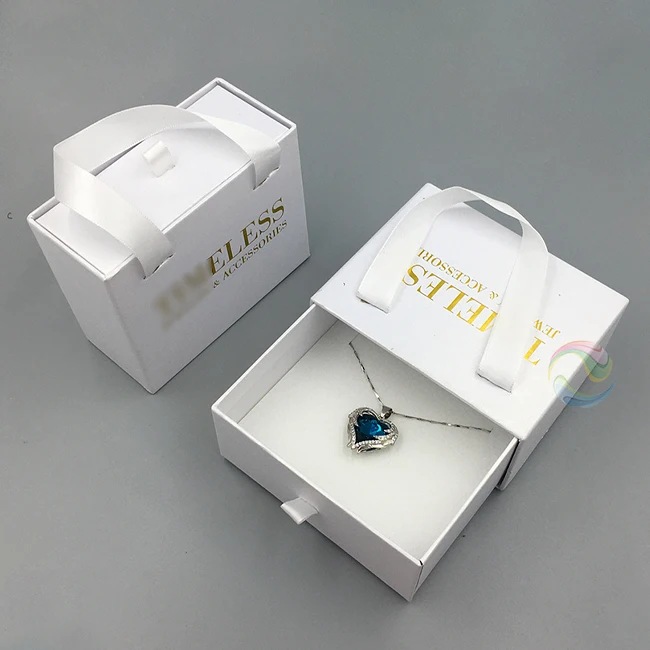 Экологичная белая картонная коробка для упаковки ювелирных изделий с логотипом