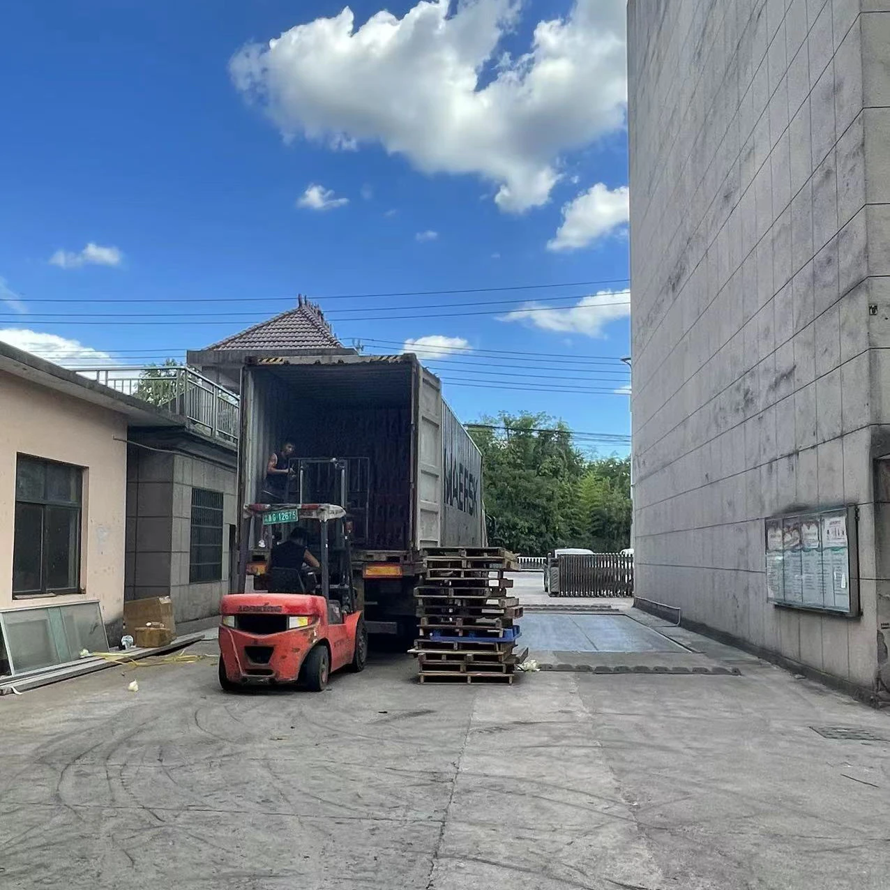 B01 Portable Inflatable Swimming Ring New Design Astronaut PVC Water Tube for Kids Spaceman Pool Tube for Child