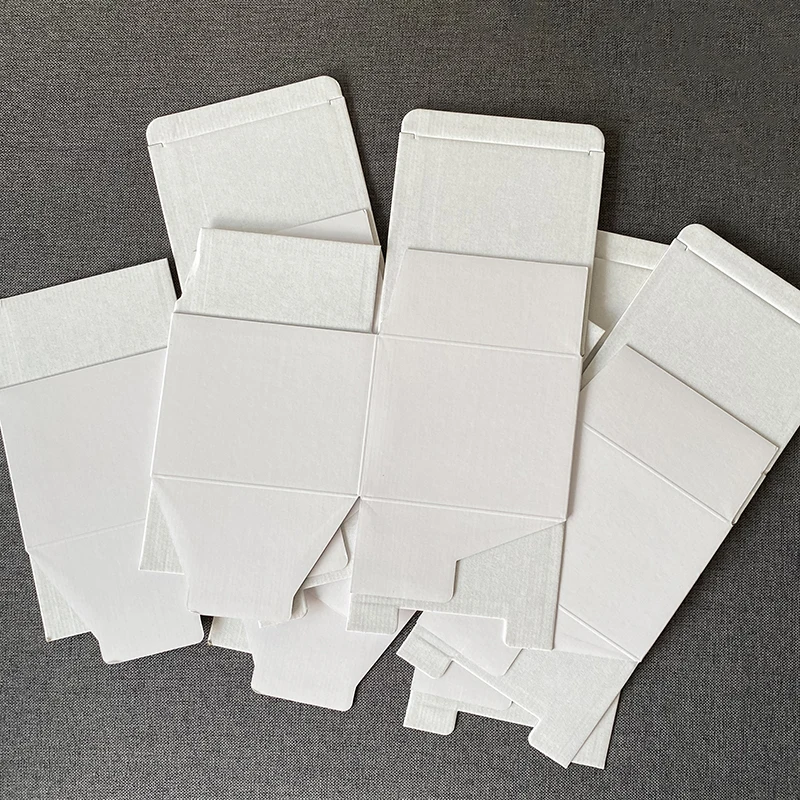 Customized Product Packaging Small White Box Packaging, Plain White Paper Box, White Cardboard Box
