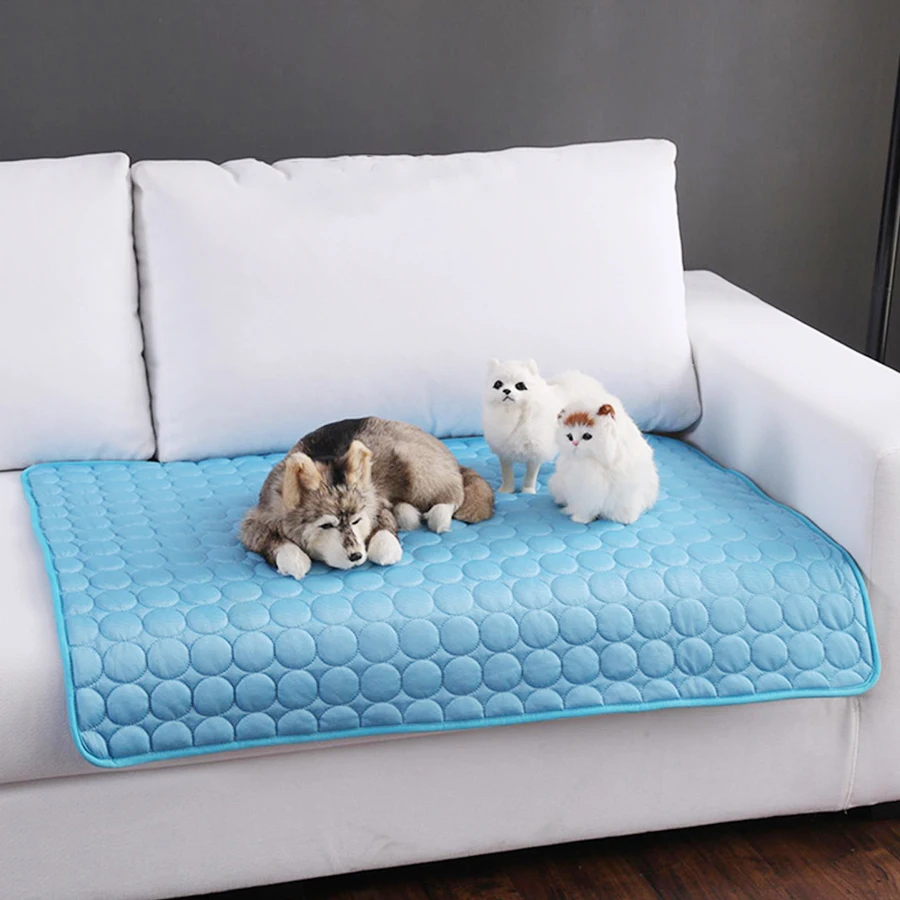 Self-cooling mat Pet washable summer mat cold blanket hot weather sleeping cat and dog pet mat