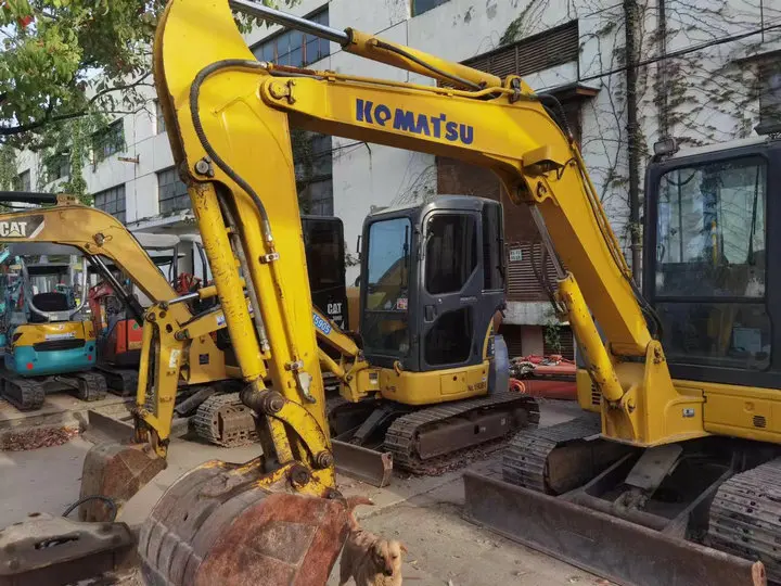 Многофункциональные качественные Подержанные мини-экскаваторы Komatsu PC55MR гусеничные 5 тонн 55 шт. сельскохозяйственные экскаваторы
