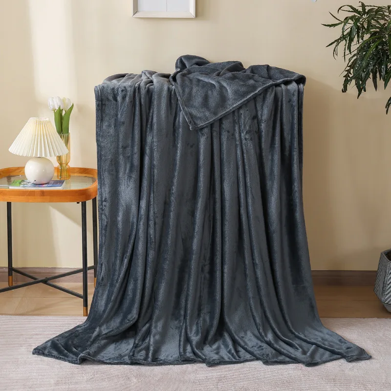 Wholesale home textiles custom printed soft warm airplane luxury cozy other fleece bed blankets throws for winter double bed