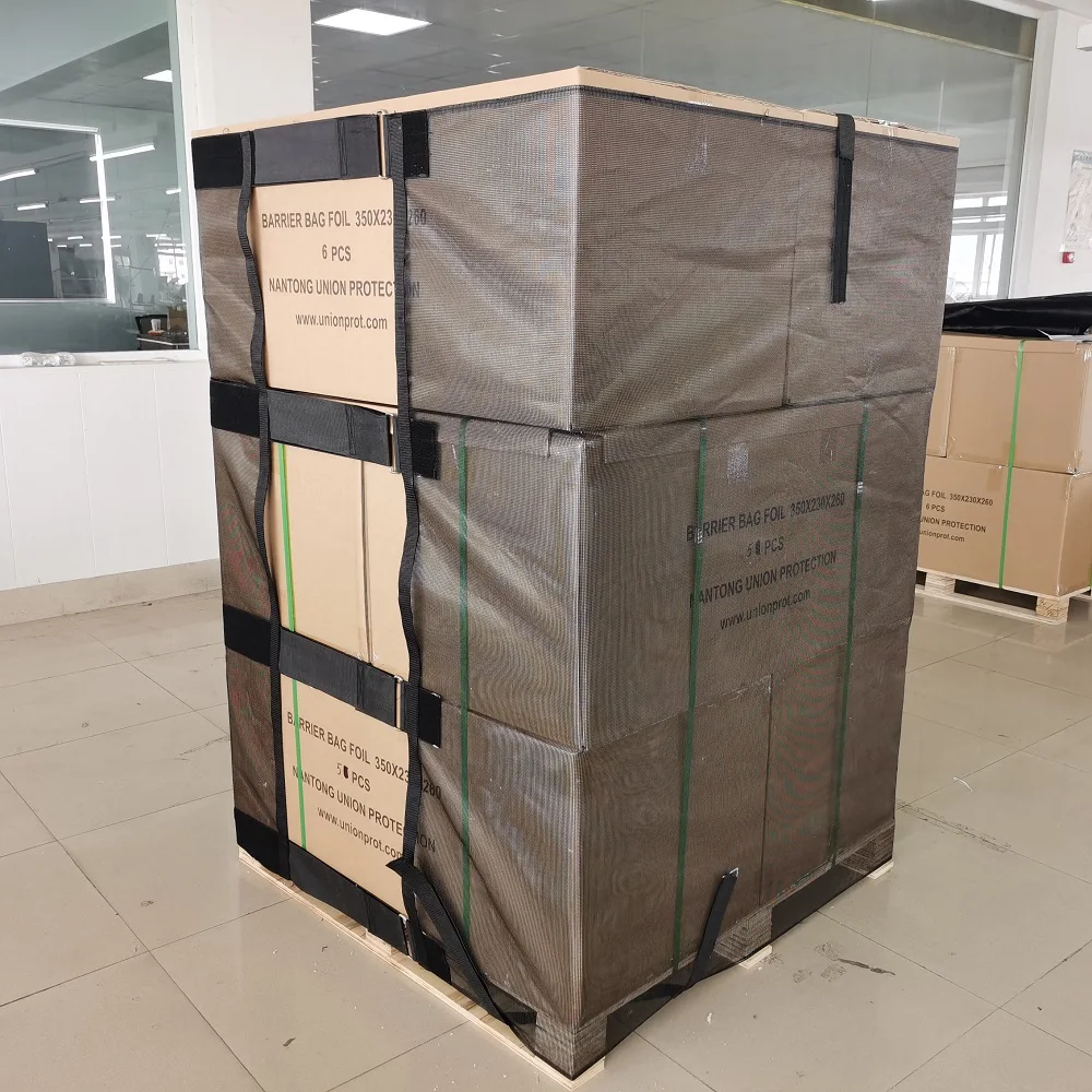 reusable pallet wrap cover hood strap with hook