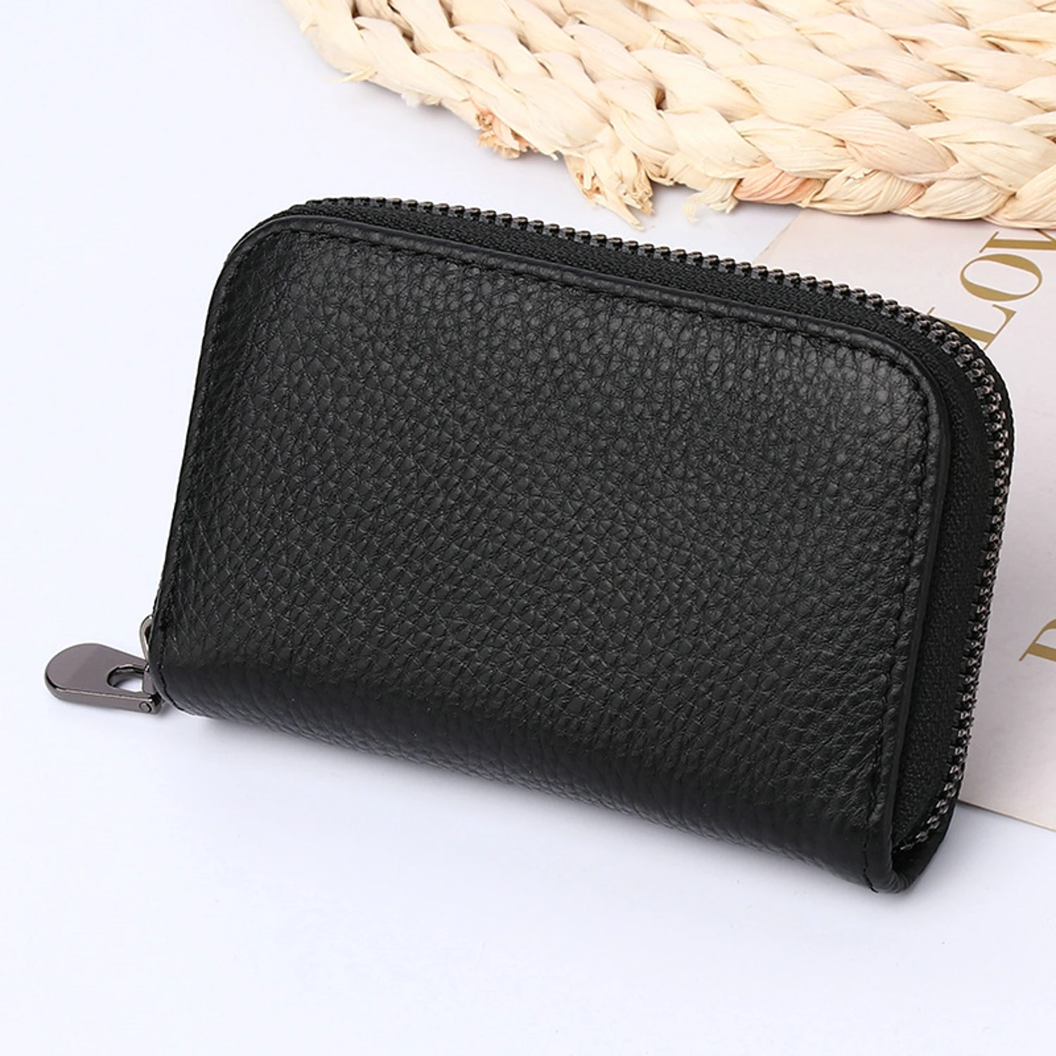 
Leather Passport Cover Travel Business Card Holder For Men Women Vintage Credit Card Id Holders Bags With Multiple Card Slots 