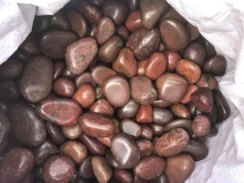 natural red color river pebble stone landscaping decoration stone