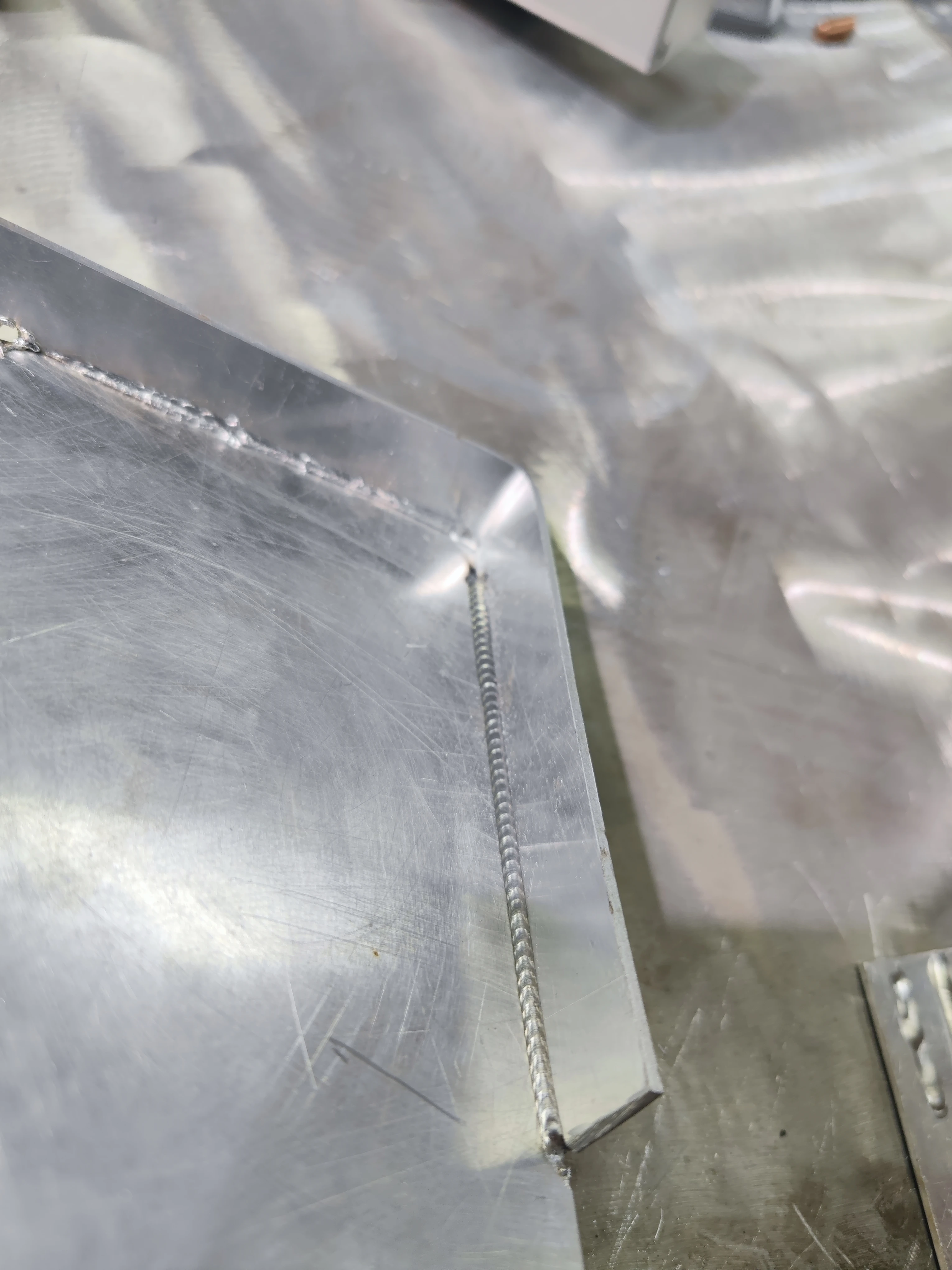 Most Popular 1000W Hand-held Fiber Laser Welding Machine for Metal Stainless Steel