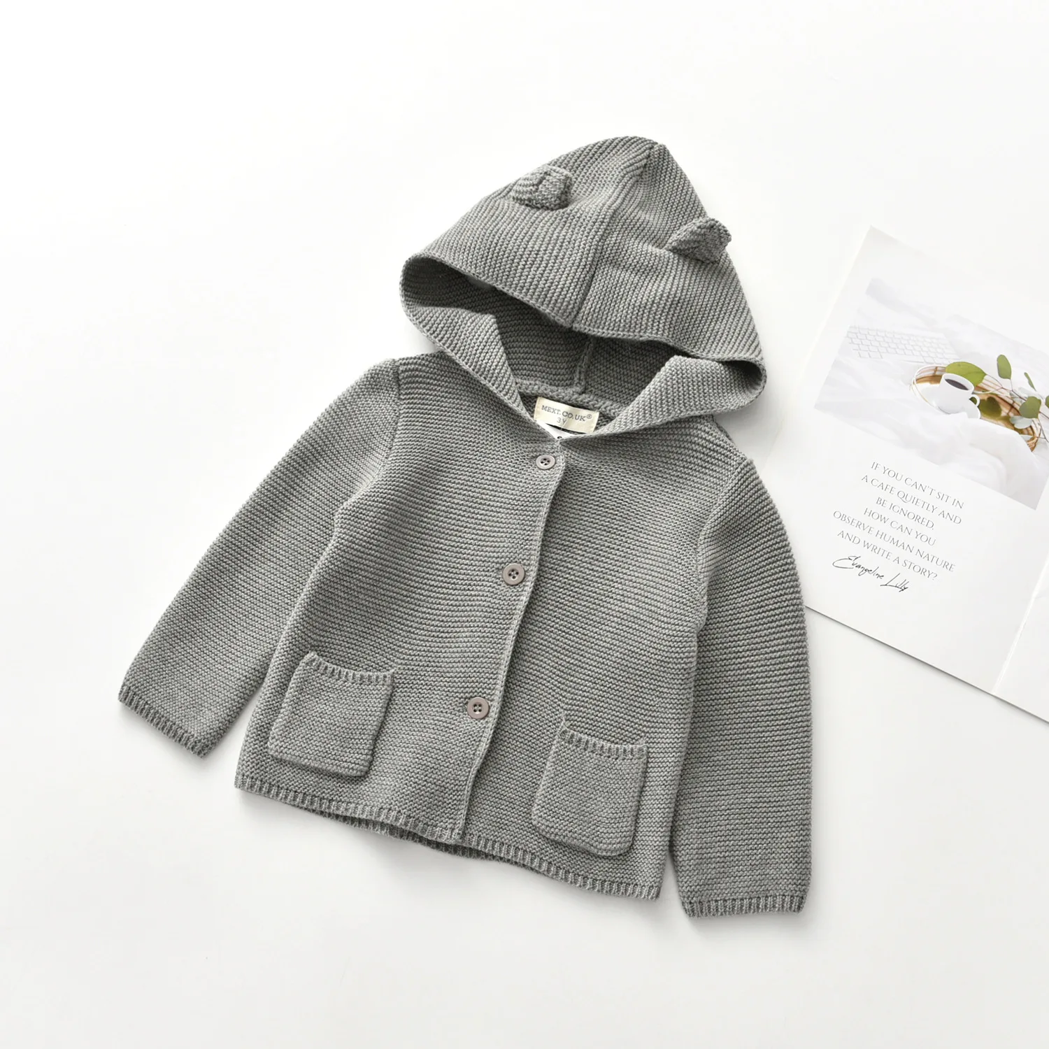 
Fashion hooded designs winter knit sweater baby cardigan 