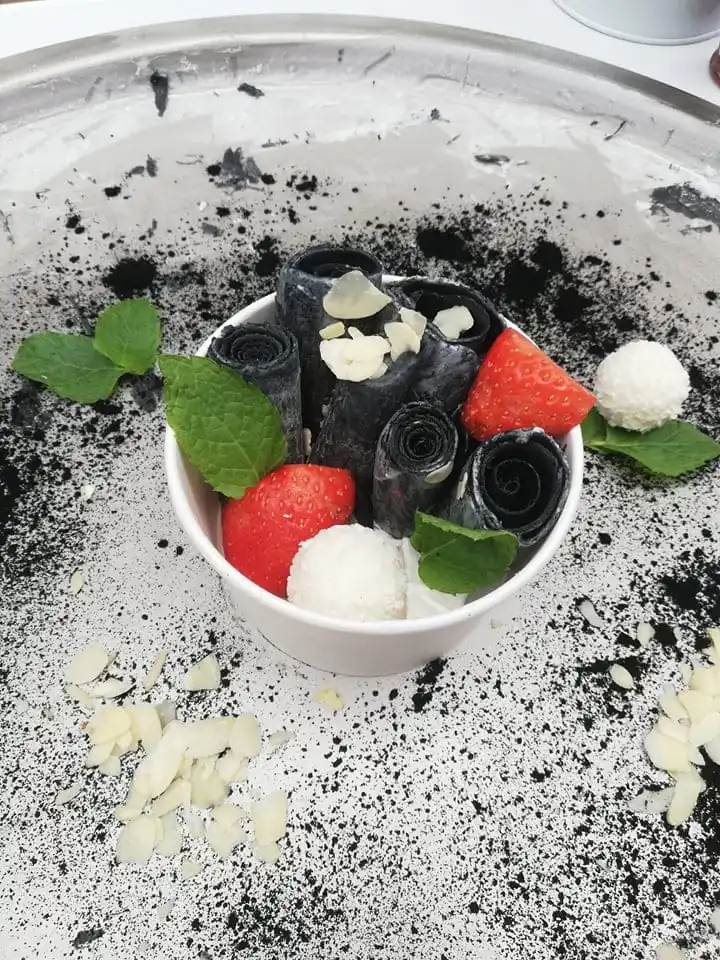 Машина для приготовления жареного мороженого новая модель