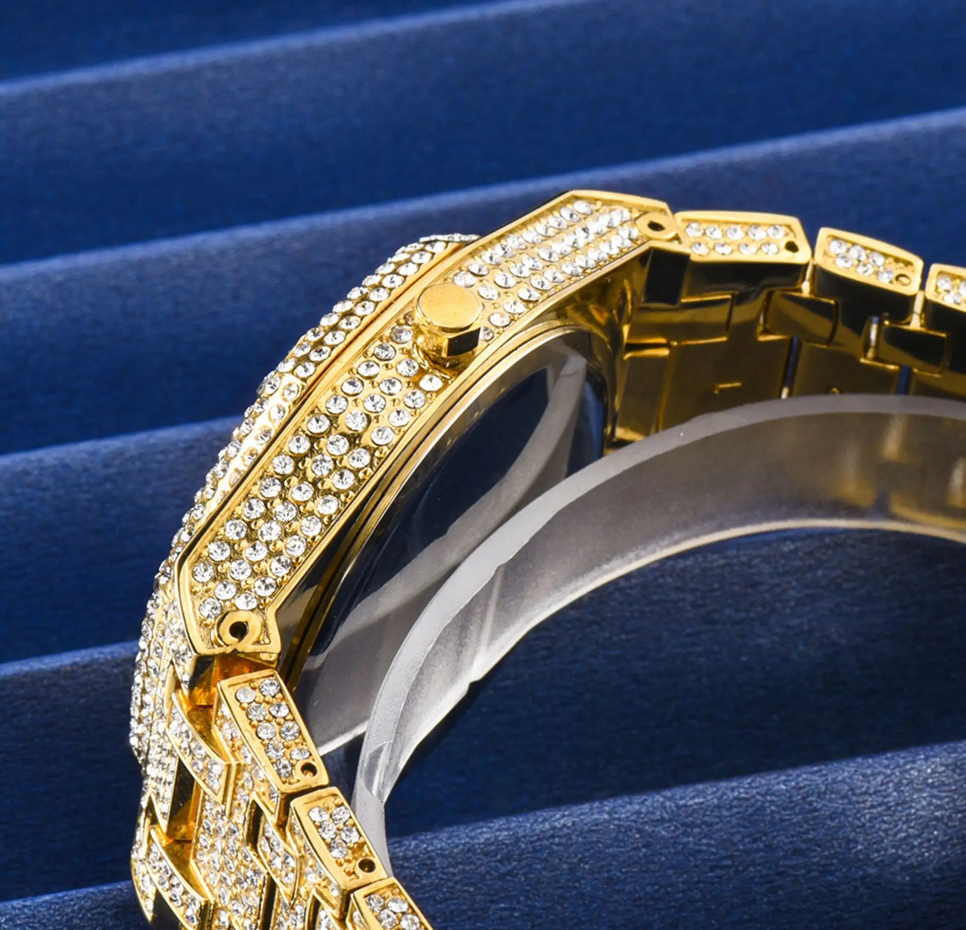 Redleaf 2023 Hot Selling Handmade Stainless Steel Watch D VVS1 Round Moissanite Diamond Watch For Gift