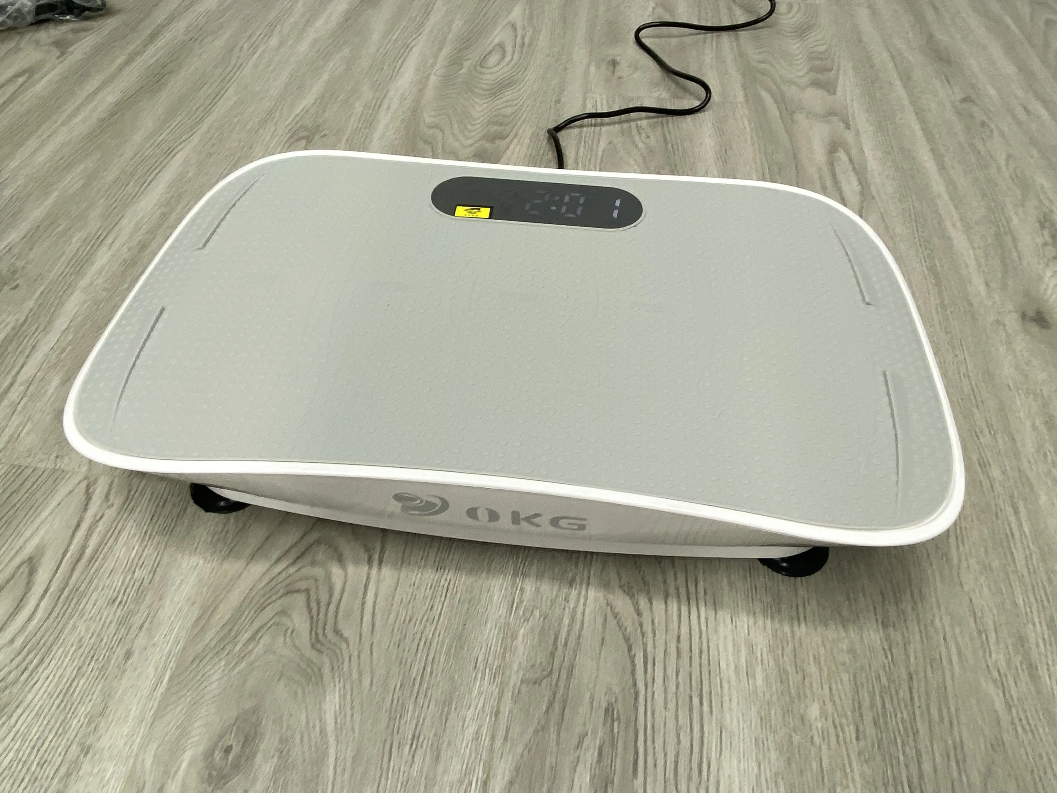 ZT High Quality Power Fit Vibration Plate Exercise Equipment Whole Body Shape Exercise Machine