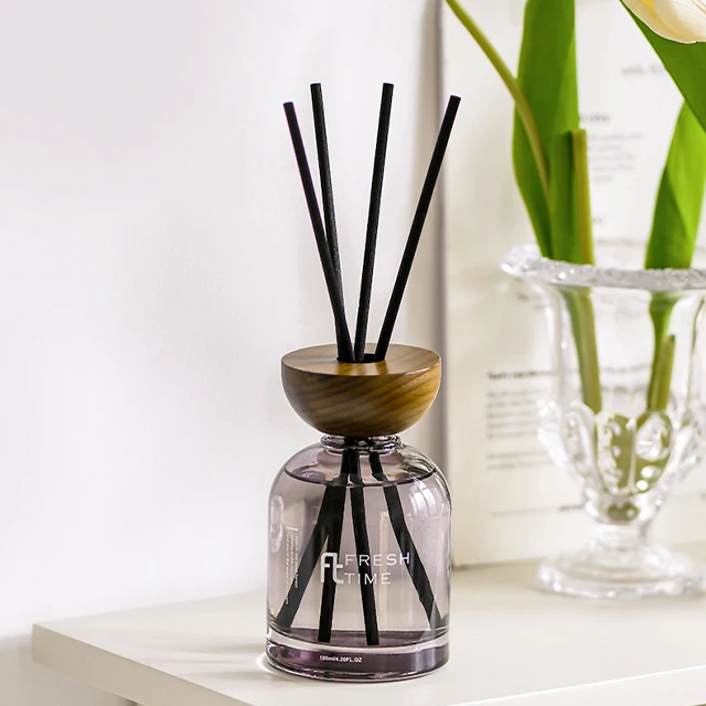 Vietnam Home Hotel Transparent Glass Essential Oil Aroma Reed Diffuser Luxury Scenting With Wooden Cap