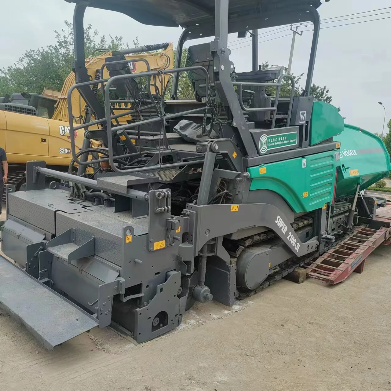 Used Pavers for Sale R1600 1800 1900 2100-3L Used VOGELE Paver Prices Paver Trading Marketplace