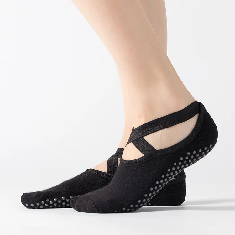 Wholesale Non Slip Yoga Socks with Grip for Women Pilates Socks  for Ballet Dance Sport Slipper Socks