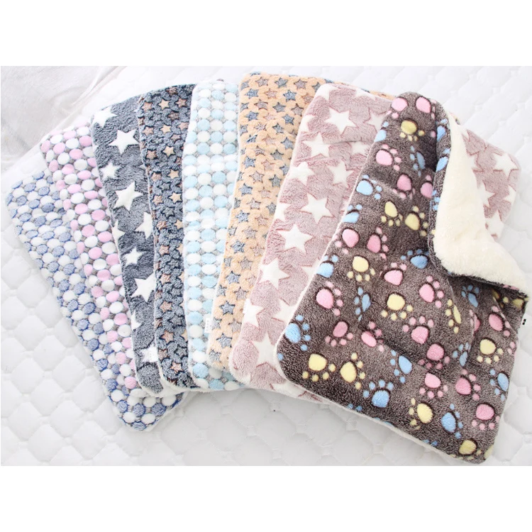 Wholesale autumn and winter warm cat dog blanket thickened cat pad dog bed