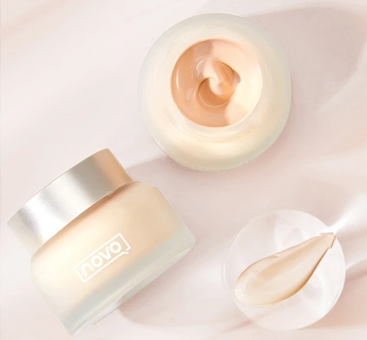 young girl student oil-controll moisturizing waterproof long lasting  liquid foundation