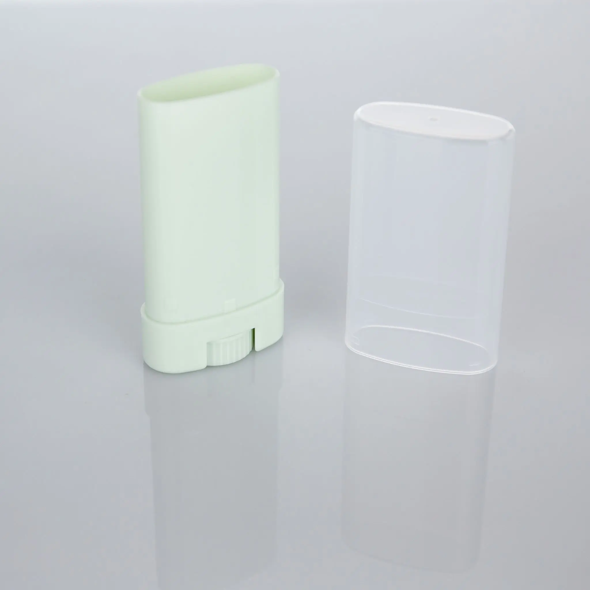 High Quality 15g Color Empty Deodorant Container Stick Oval Stick Deodorant Container Refillable