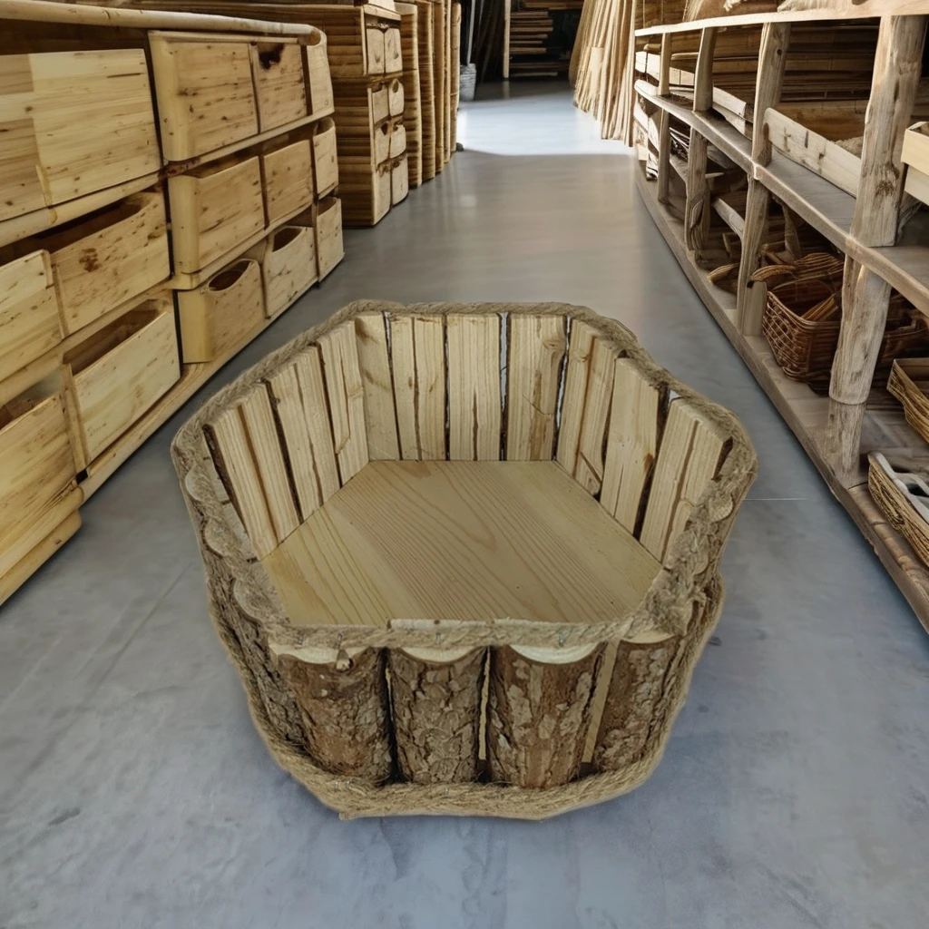 Customized Eco-Friendly Pine Wooden Flower Pot Creative and Unique Wood Crafts for Home Decor for Indoor and Outdoor Use
