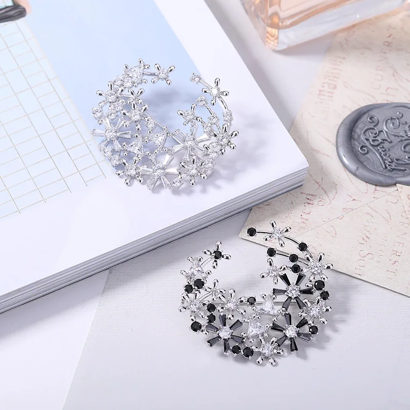 Fashion brooch creative versatile flower brooch women luxury atmospheric pin clothing accessories