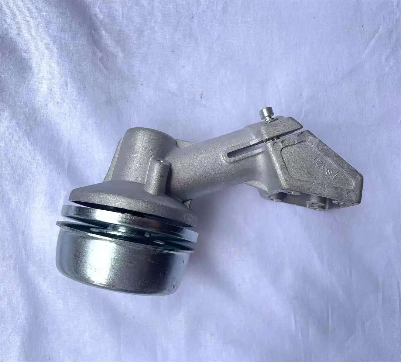 Universal Petrol Driven Grass Trimmer Gear Box Brush Cutter Grass Cutter Gear Head Trimmer Gearbox Working Head