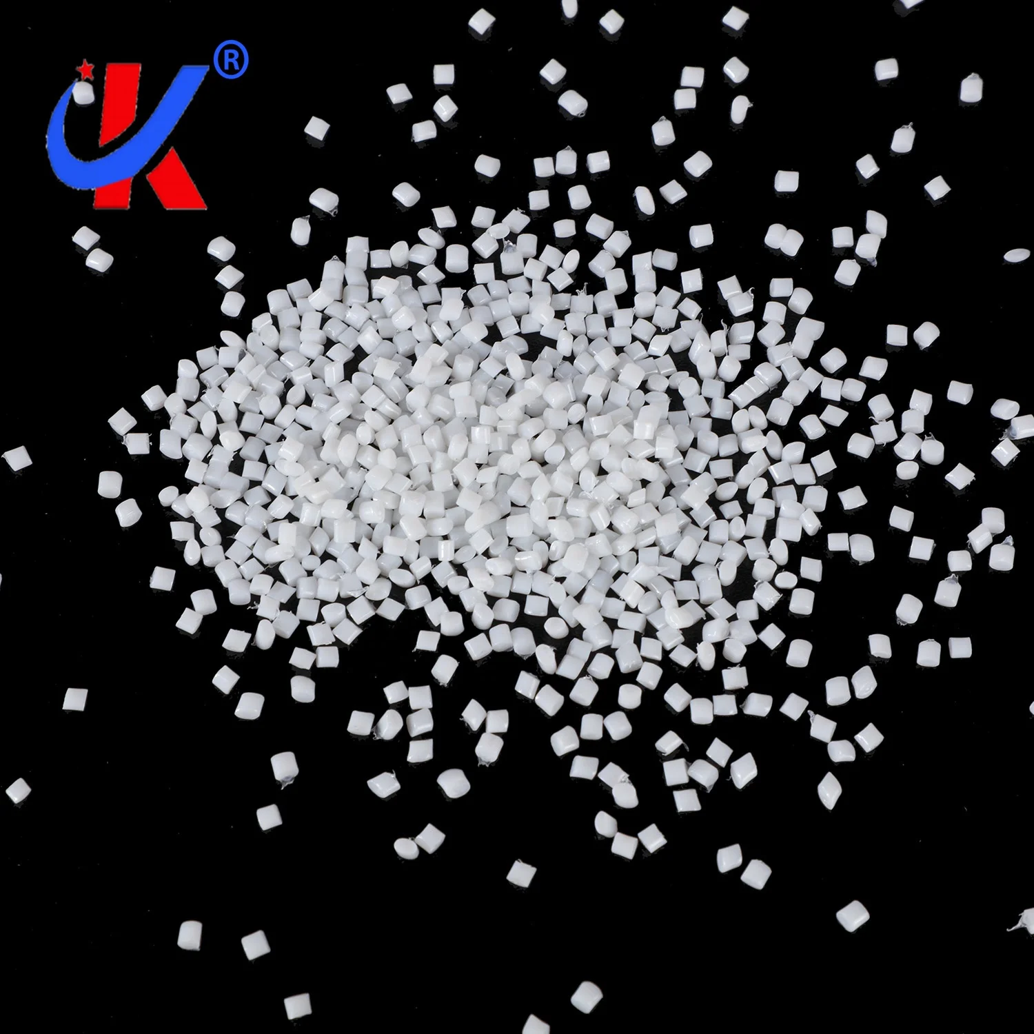 Manufacturer Engineering Plastic PBT 30% Glass Fiber Filled PBT GF30 Granules PBT GF15% Plastic Pellets