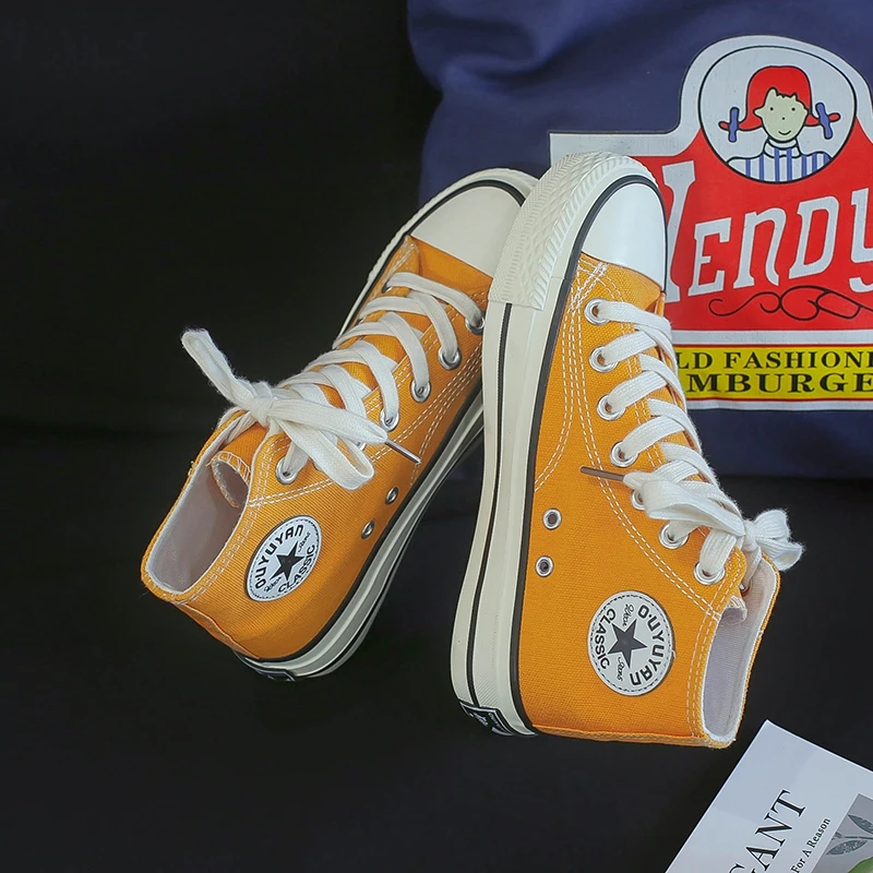 2022 custom logo Summer new couples simple canvas shoes high top summer walking style casual shoes for young men and women