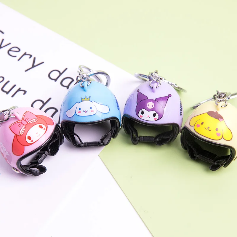 Botu New Release Sanrioed Helmet Keychains Kawaii Mini PVC Sanrioed Accessories Kuromi My Melody High Quality Keychain Pendants
