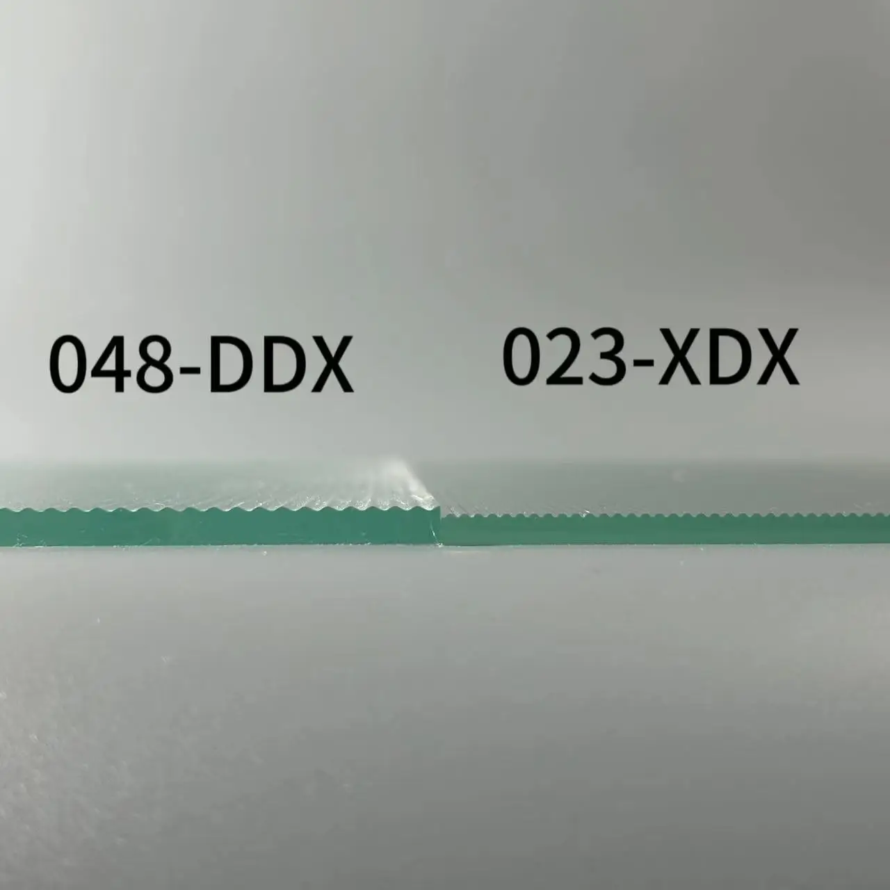 3-8mm clear and colored mirror fluted glass sheets patterned glass