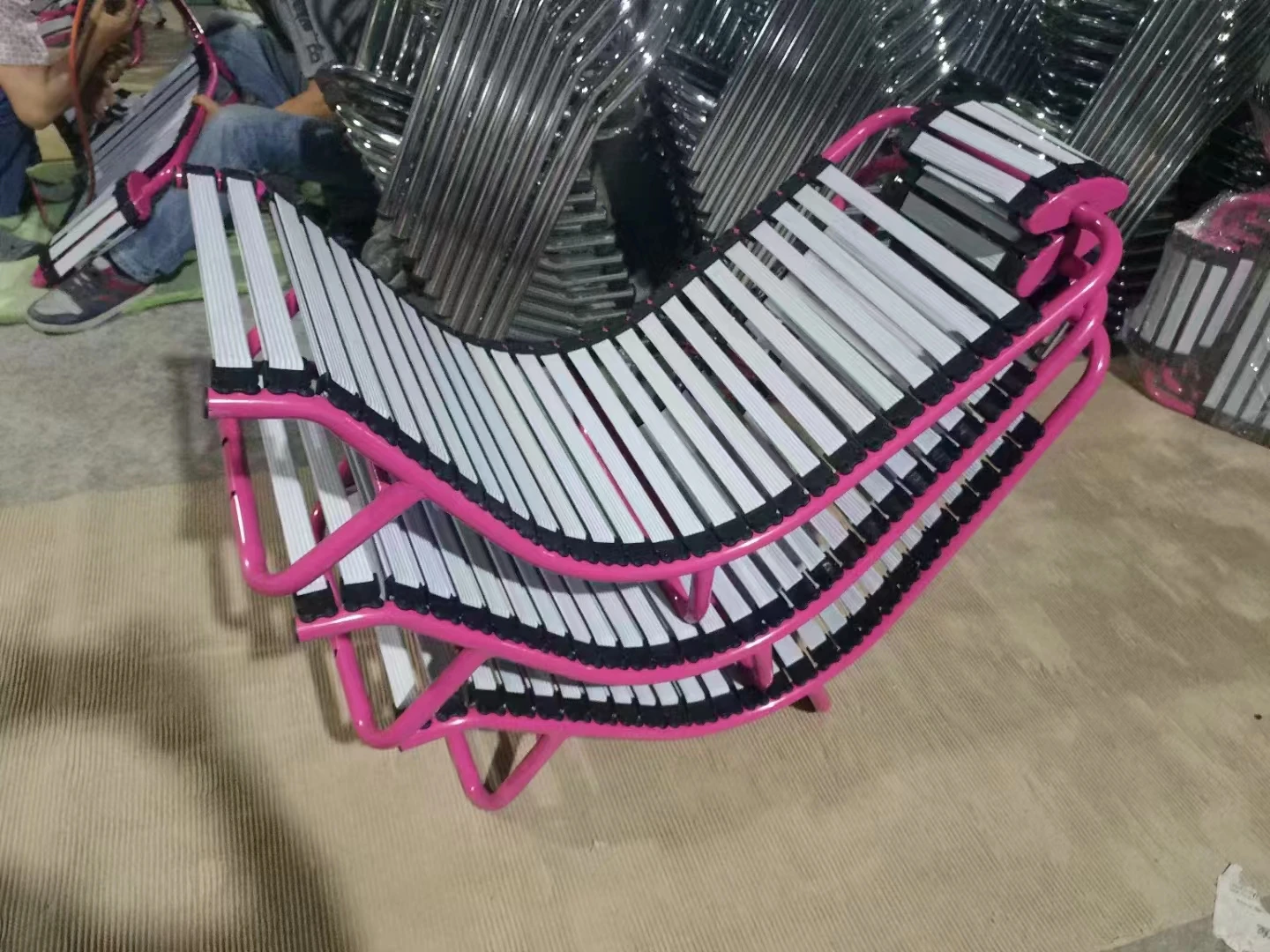 Hot sale Children Amusement Happy Swing 360 Spinning Car Ride Le Bar Car Chair