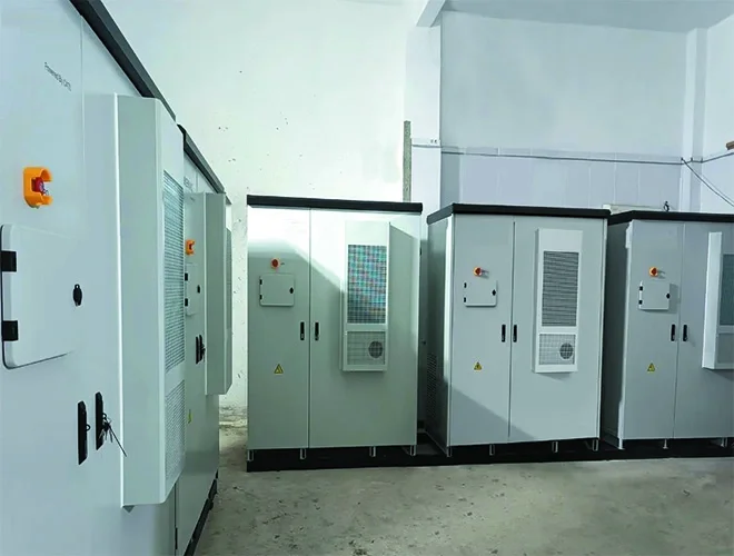 200kw 430kWh BESS литиевая воздушная охлаждающая интегрированная коммерческая и промышленная уличная система хранения солнечной энергии