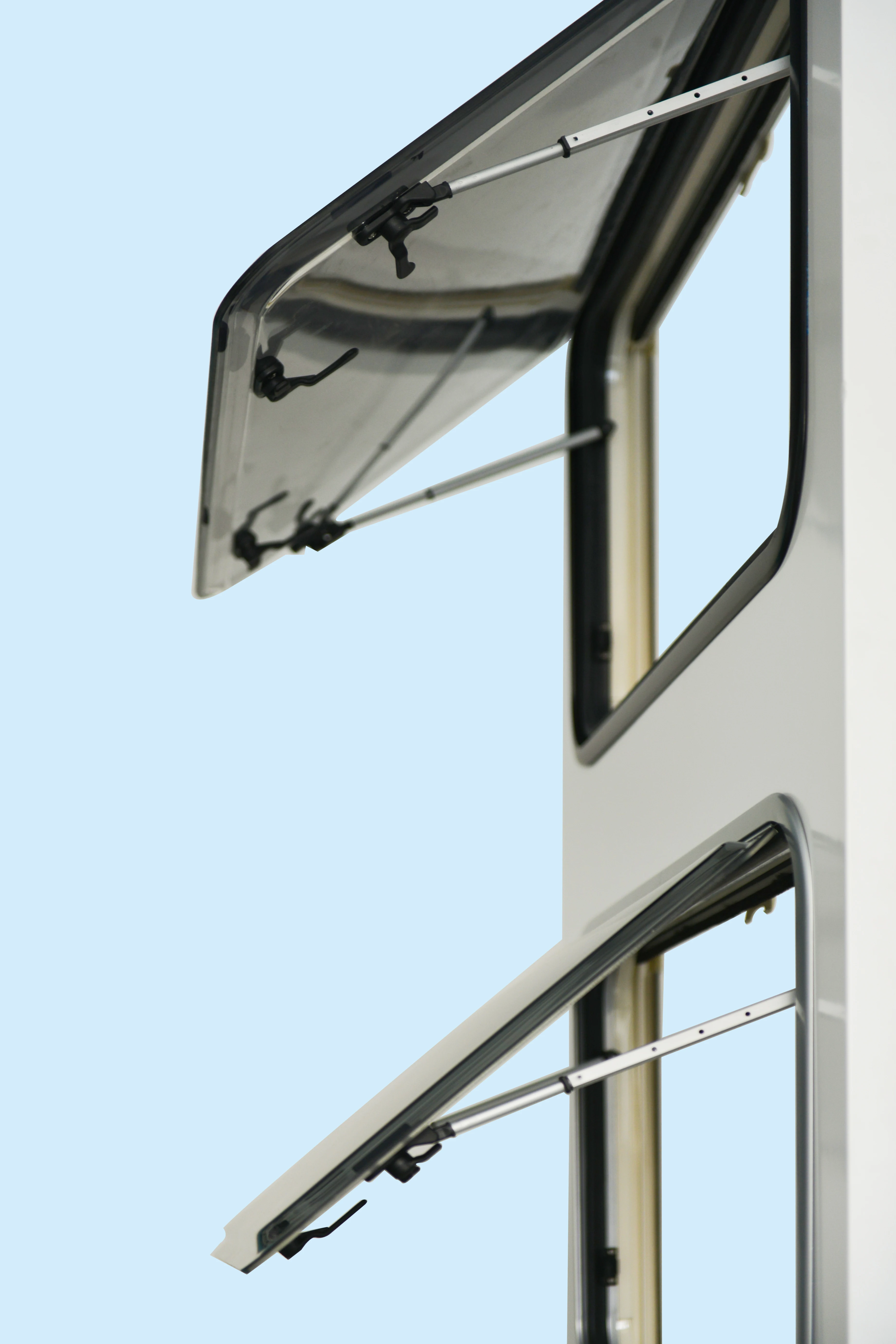 RV round corner curved window with Emark certification