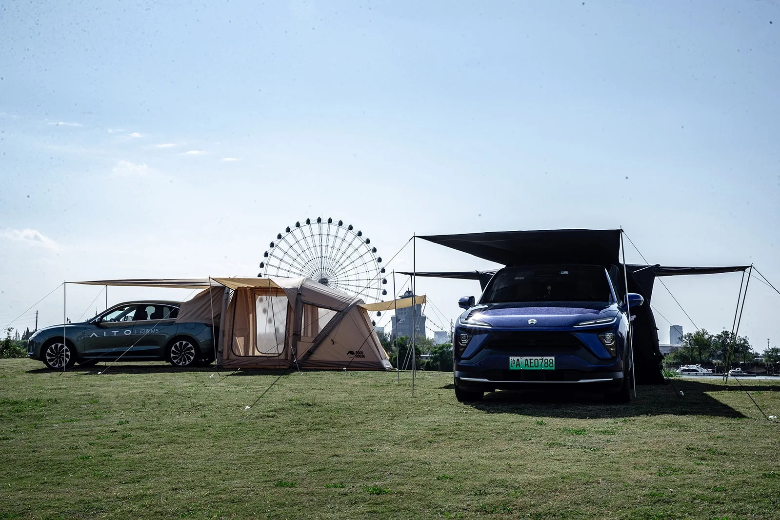 FUGU HOUSE Portable Outdoor  Polyester Automatic Quick Opening Car Tailgate Tent Shade Tent Suv Car Rear Tent For Camping