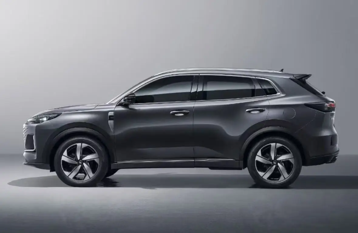 Changan CS 55 PLUS Внедорожник новое состояние Евро VI стандартная Автоматическая коробка передач турбодвигатель кожаные сиденья FWD привод левый
