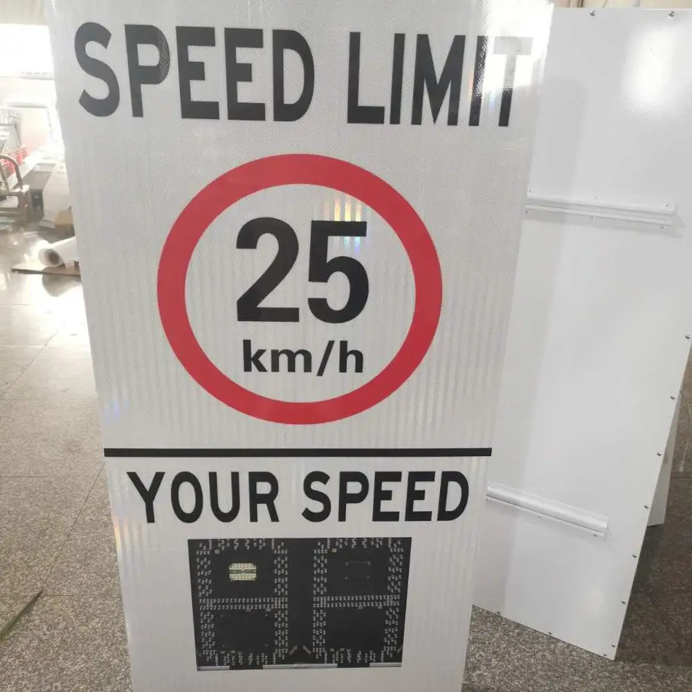 traffic warning Light 10 Years Factory Wholesale Price Solar Traffic Radar Speed sign