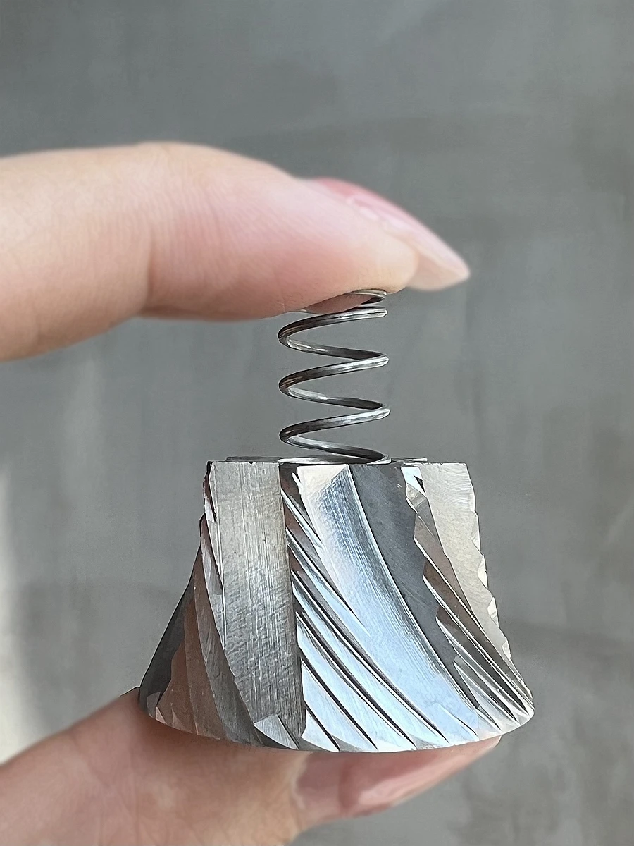 comandante camping handheld eco friendly wood handle portable conical metal flat burr manual coffee grinder