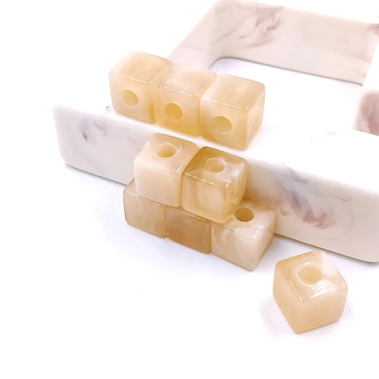 BE2301 Factory Price Multi Color Irregular Shape Chunky Plastic Resin Lucite Loose Beads For Jewelry Making