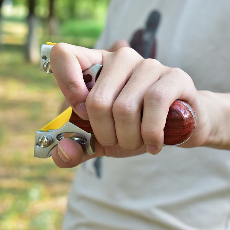 PIAOYU High Quality Solid Wood Patch Slingshot Resin Bow Hunting Outdoor Competition Shooting Powerful Slingshot for Hunting